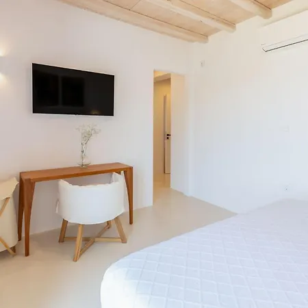 Mykonos 3 Bedroom Luxury Private Pool Views Vila