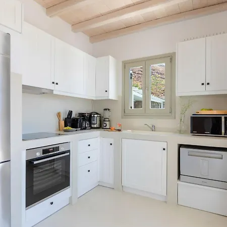 Mykonos 3 Bedroom Luxury Private Pool Views *