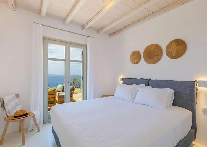 Mykonos 3 Bedroom Luxury Private Pool Views